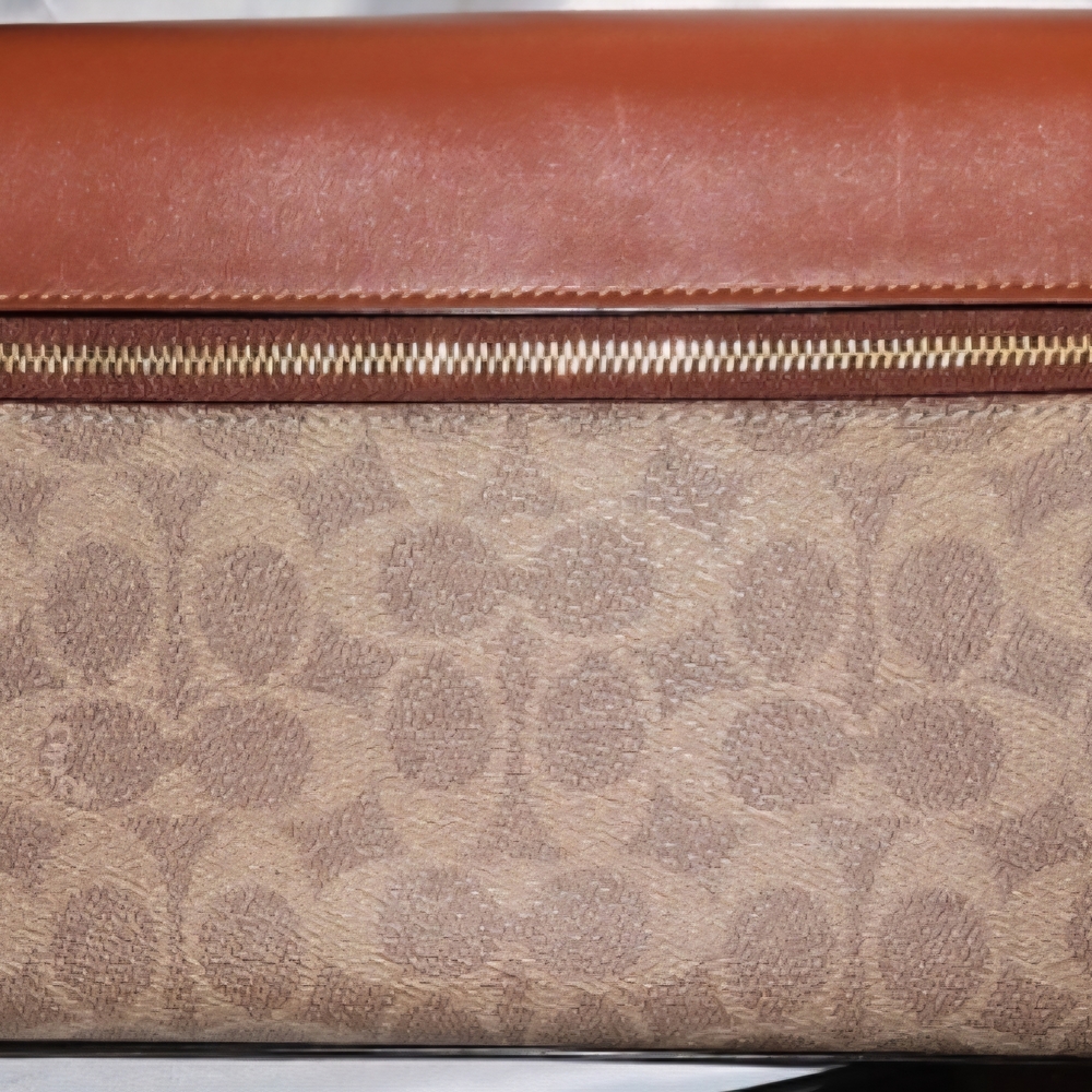 NWT Coach Wyn Rust and Tan Clutch with Gold/Brass Hardware - Picture 2 of 5